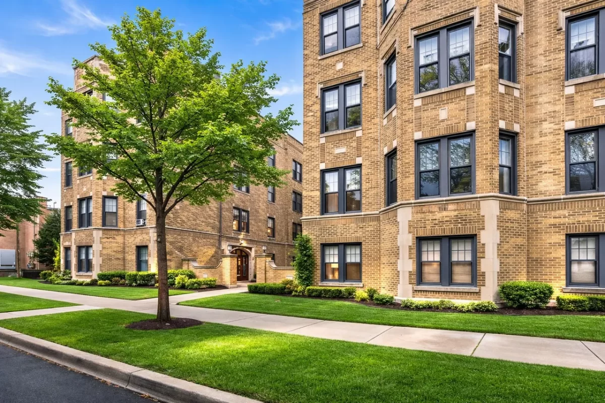 2BR House for Rent in Chicago, IL