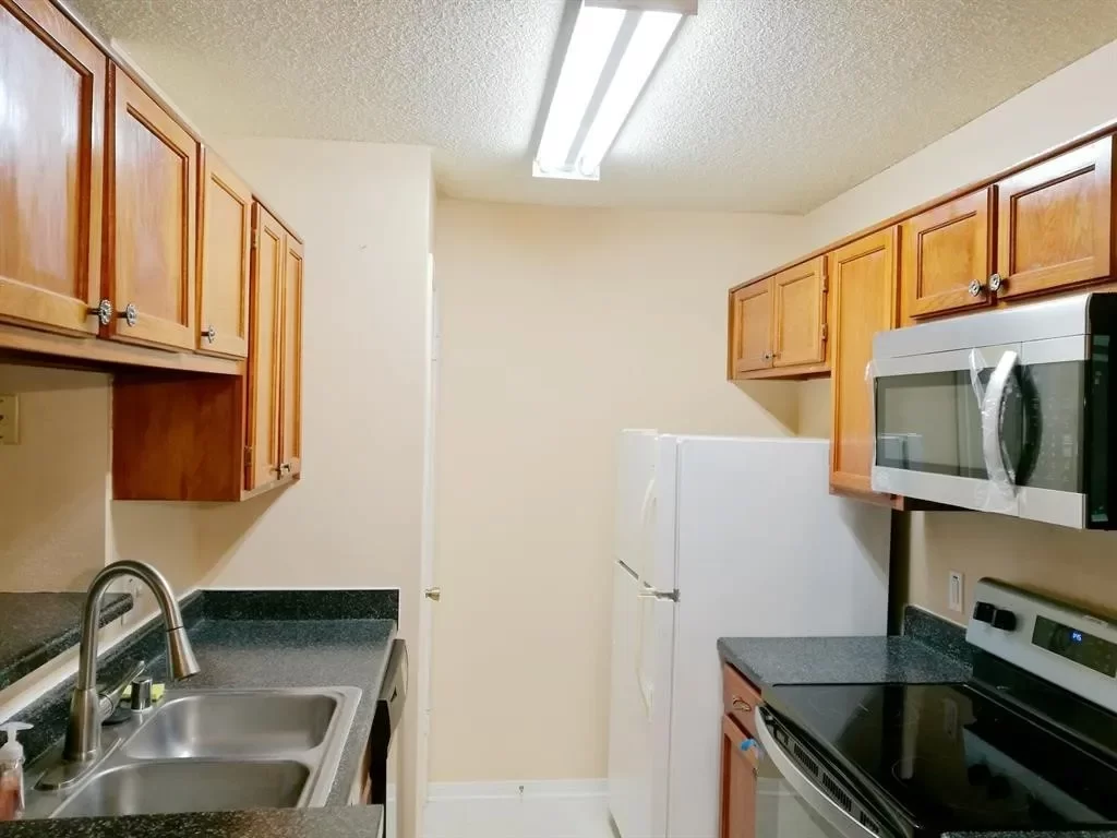 2BR Condo for Rent in Houston, TX
