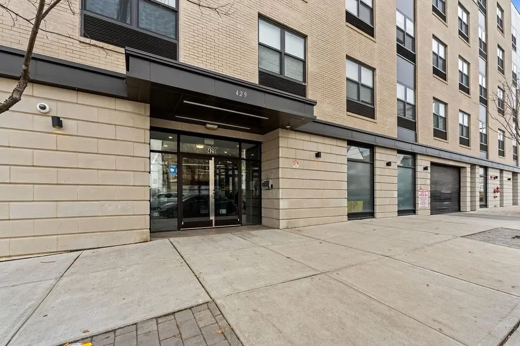 1BR Multi-Family for Rent in Jersey City, NJ
