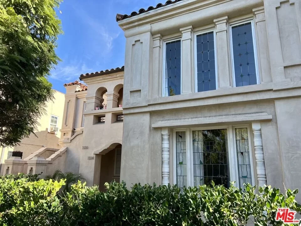 3BR Townhouse for Rent in Los Angeles, CA