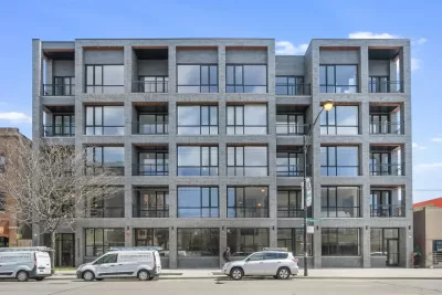 2BR House for Rent in Chicago, IL