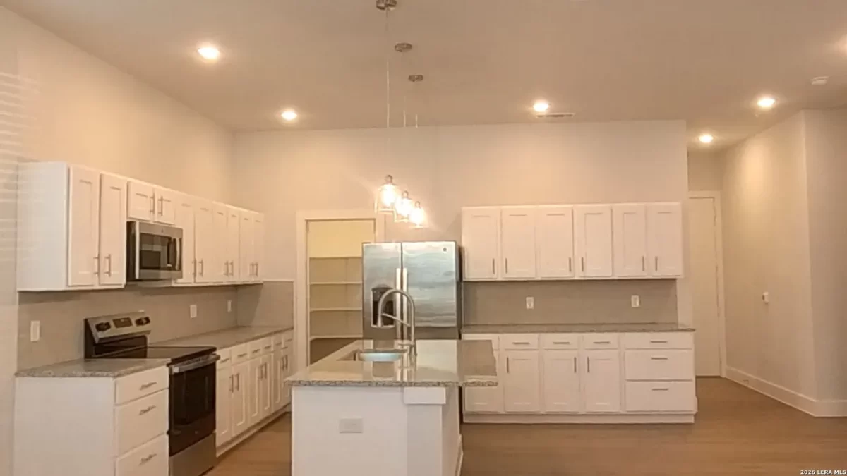 2BR House for Rent in San Antonio, TX