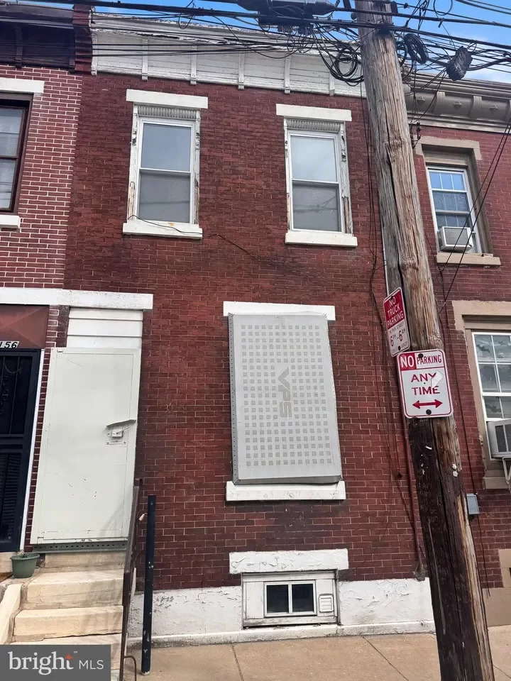 2BR Townhouse for Sale in Philadelphia, PA