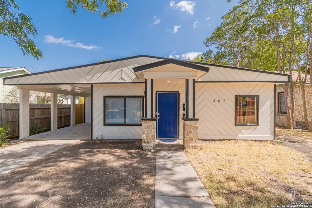 2BR House for Rent in San Antonio, TX