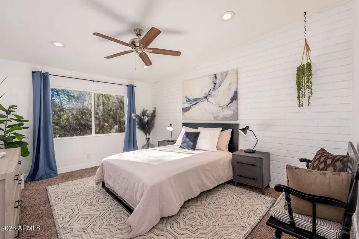 2BR Condo for Sale in Phoenix, AZ