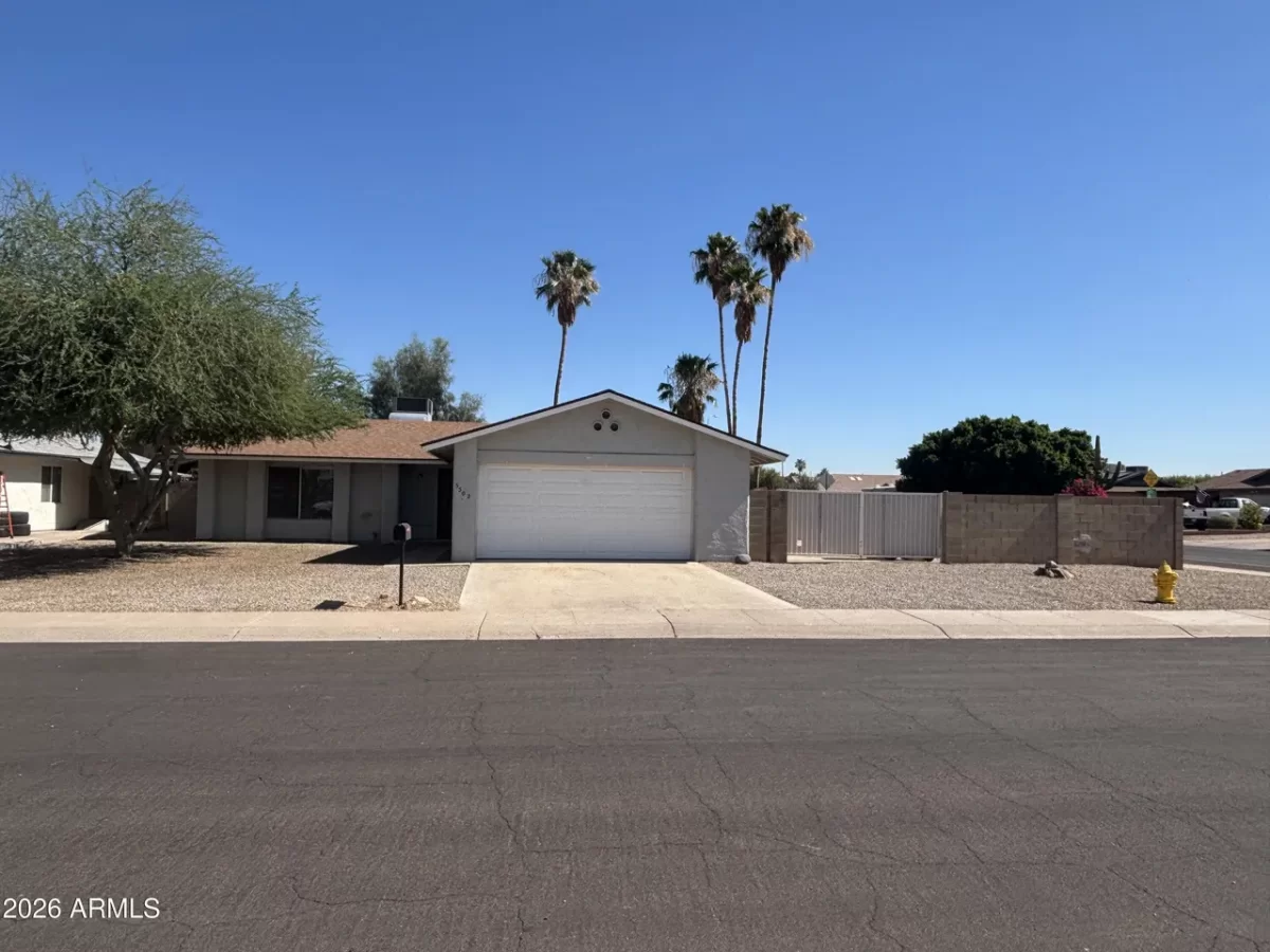 2BR House for Sale in Glendale, AZ
