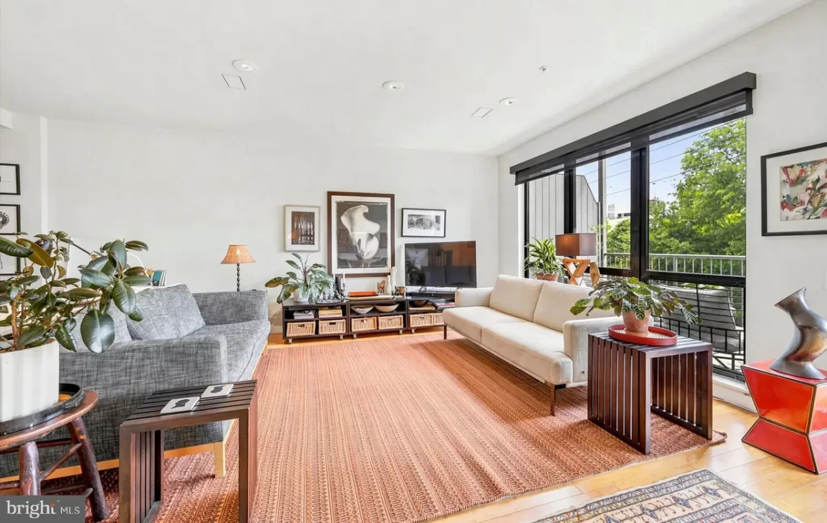 2BR Condo for Sale in Philadelphia, PA