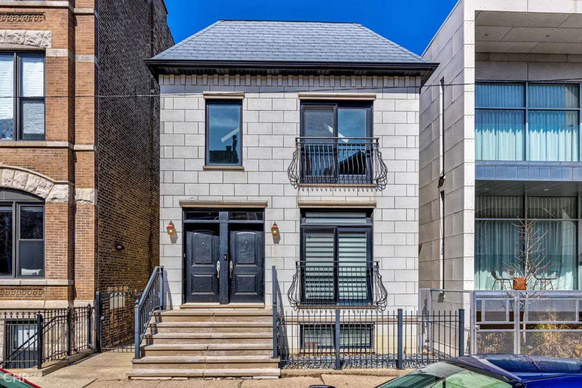 2BR Condo for Rent in Chicago, IL