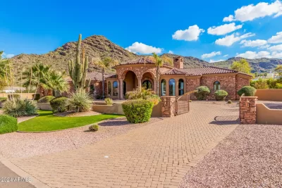 6BR House for Rent in Paradise Valley, AZ