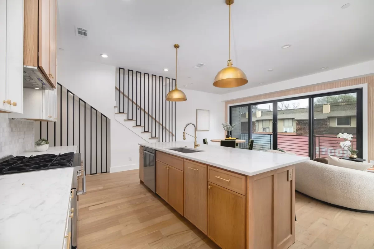 3BR Townhouse for Rent in Dallas, TX