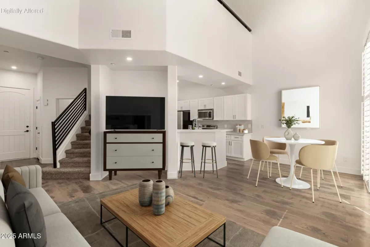 2BR Townhouse for Sale in Phoenix, AZ