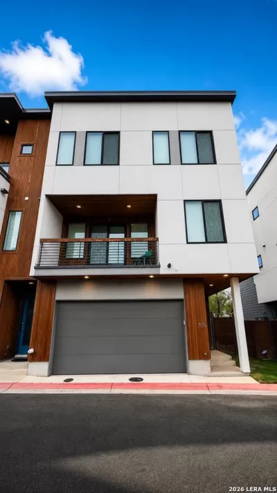 4BR House for Sale in San Antonio, TX