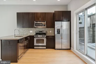 3BR Townhouse for Rent in Philadelphia, PA