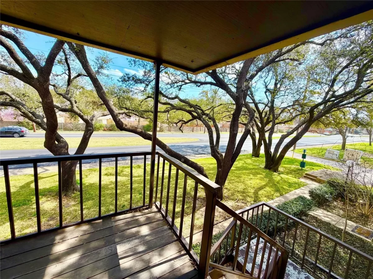 2BR Condo for Rent in Dallas, TX