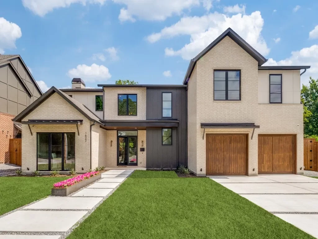 5BR House for Sale in Dallas, TX