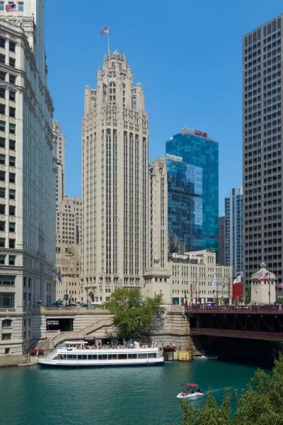 3BR Condo for Sale in Chicago, IL