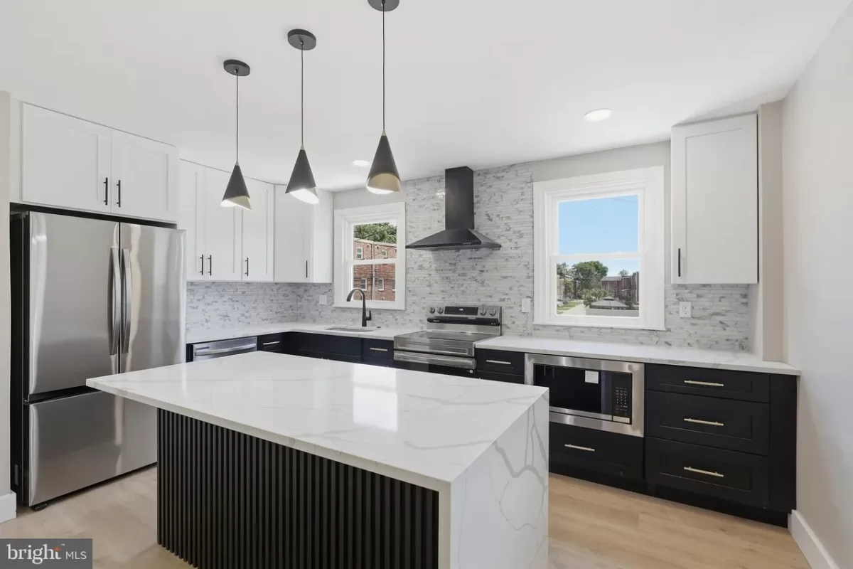 3BR Townhouse for Sale in Philadelphia, PA