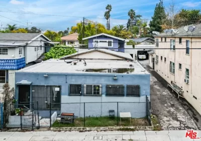 3BR Multi-Family for Sale in Los Angeles, CA