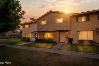 4BR Townhouse for Sale in Phoenix, AZ