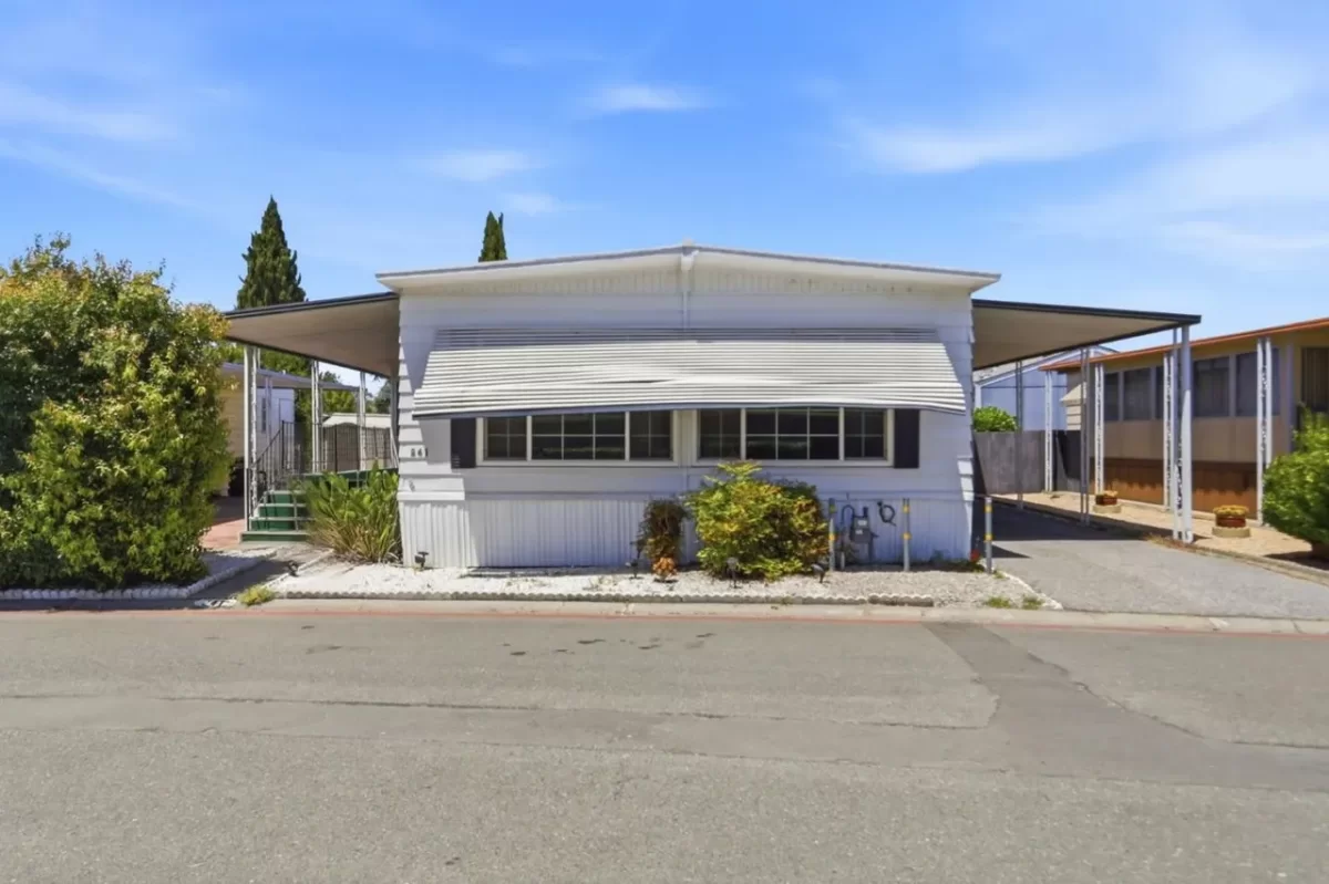 3BR Mobile Home for Sale in Sunnyvale, CA
