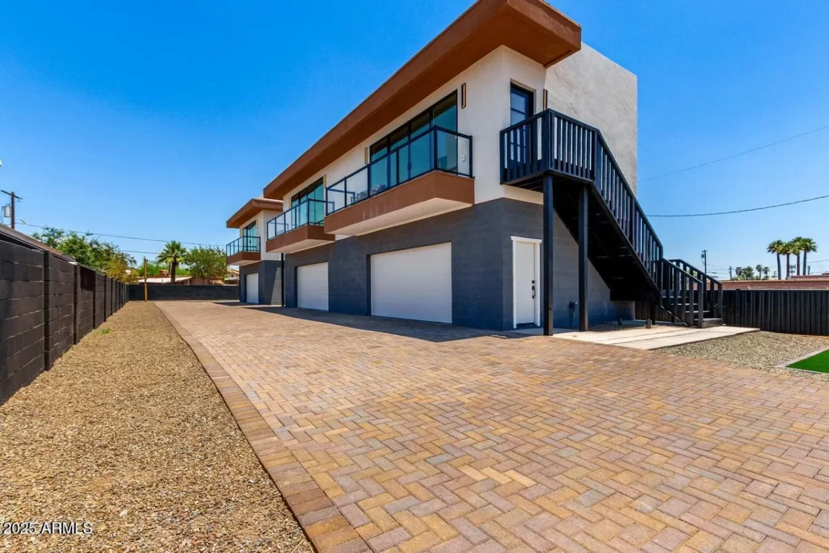 2BR Townhouse for Rent in Phoenix, AZ