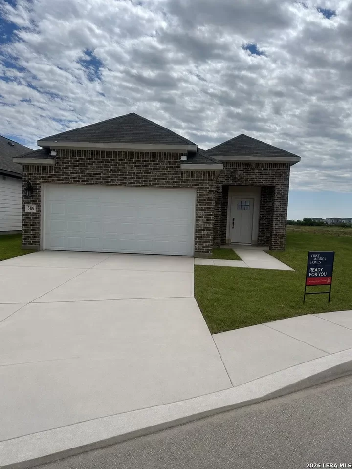 3BR House for Sale in San Antonio, TX