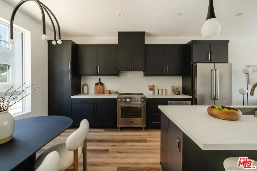 3BR House for Sale in Los Angeles, CA