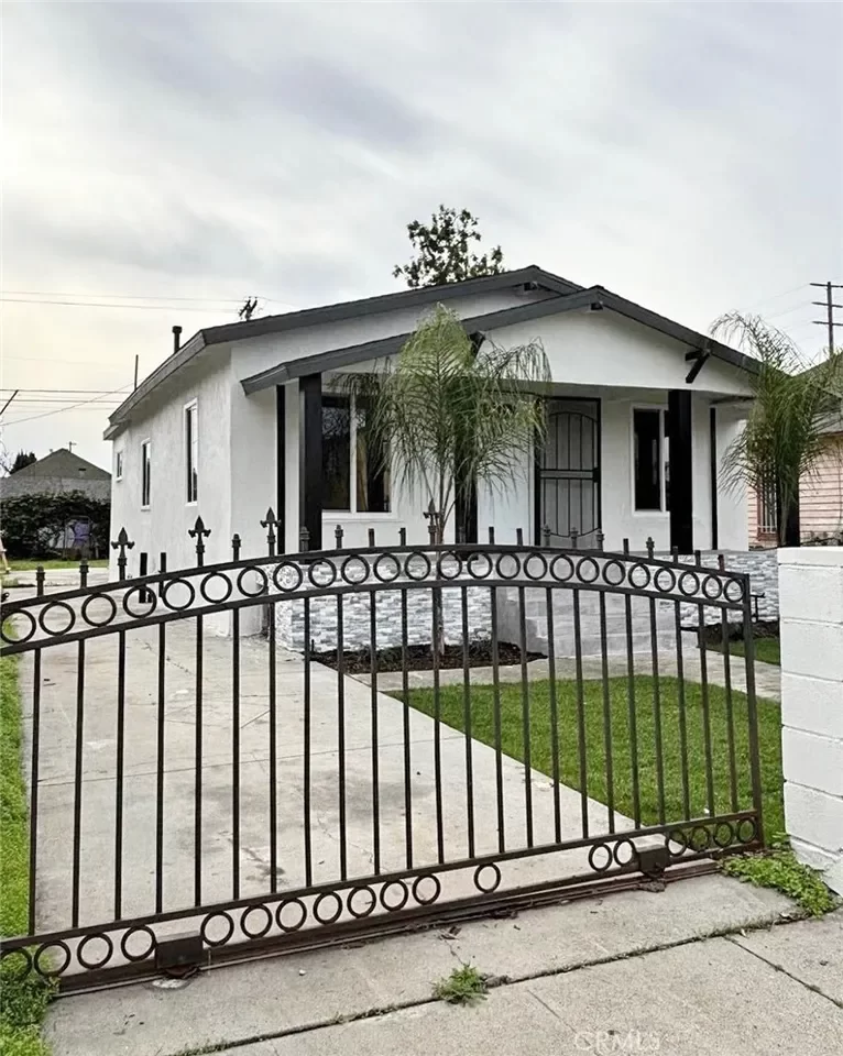 3BR House for Sale in Los Angeles, CA
