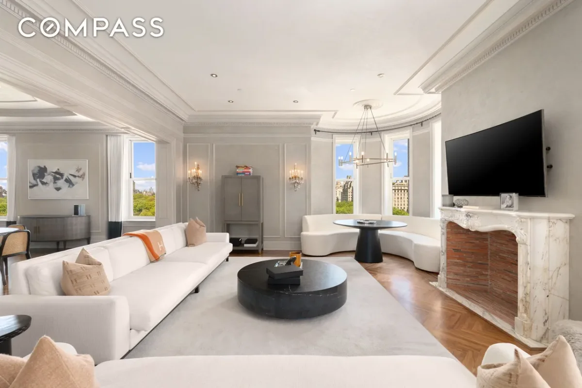 8BR Condo for Sale in Manhattan, NY