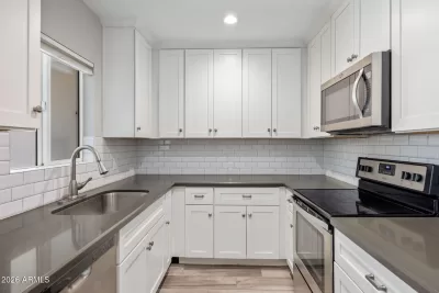 2BR Condo for Sale in Phoenix, AZ