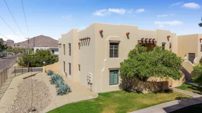 2BR Townhouse for Sale in Phoenix, AZ