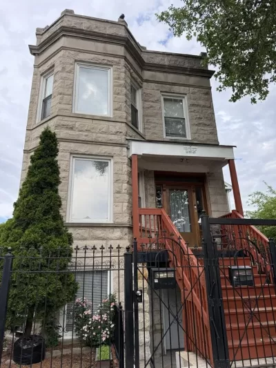 3BR House for Rent in Chicago, IL