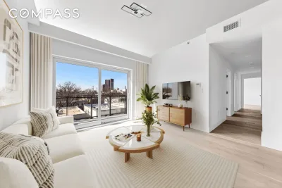 2BR Condo for Sale in Queens, NY