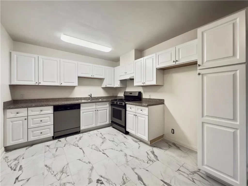 2BR House for Rent in Glendale, CA