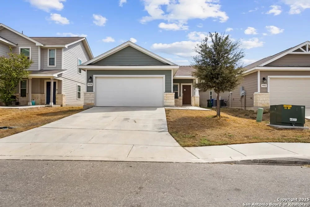 3BR House for Sale in San Antonio, TX