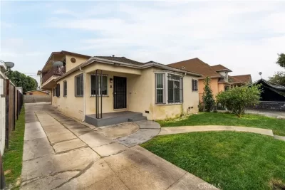 8BR Multi-Family for Sale in Los Angeles, CA