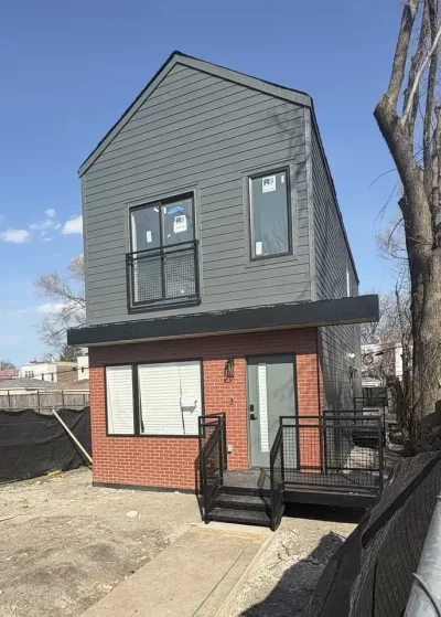 3BR House for Sale in Chicago, IL