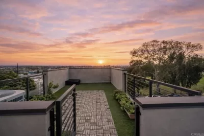 2BR House for Sale in San Diego, CA