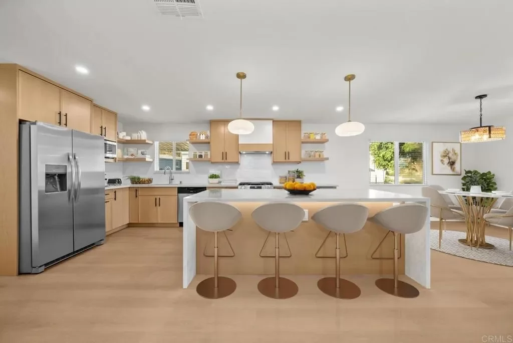 4BR Mobile Home for Sale in San Diego, CA