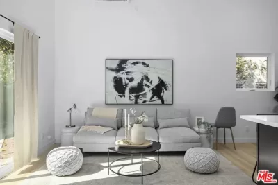 2BR Townhouse for Sale in Los Angeles, CA