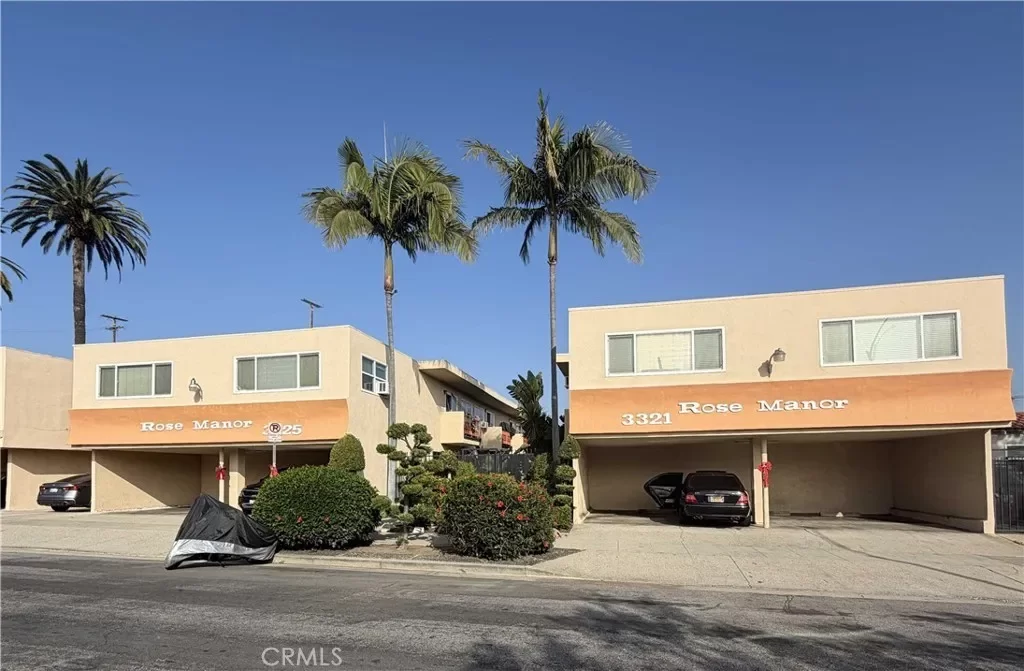3BR Multi-Family for Sale in Los Angeles, CA