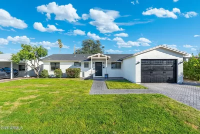 4BR House for Sale in Phoenix, AZ