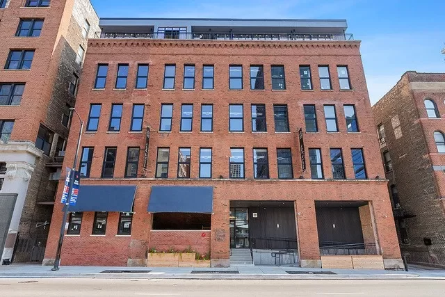 2BR Apartment for Rent in Chicago, IL