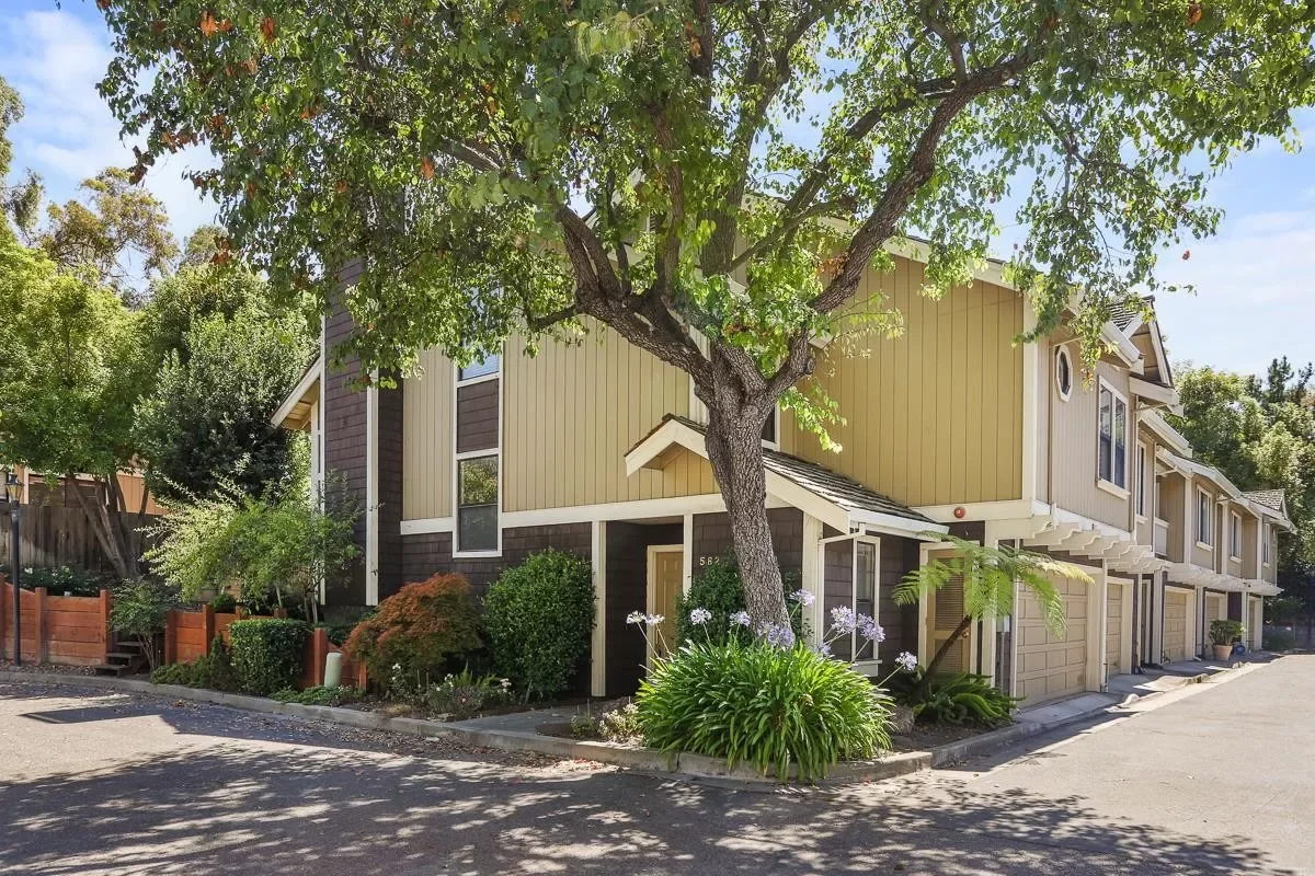 2BR Townhouse for Sale in Santa Clara, CA