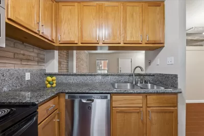 2BR Condo for Rent in Houston, TX