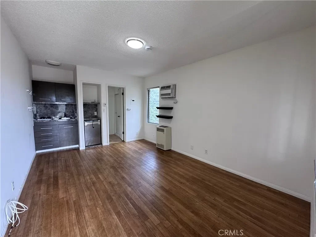 House for Rent in Los Angeles, CA