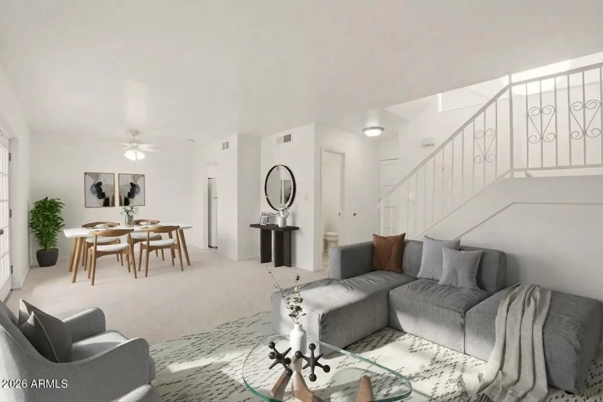 2BR Townhouse for Sale in Phoenix, AZ