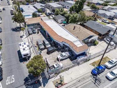 3BR Multi-Family for Sale in Los Angeles, CA