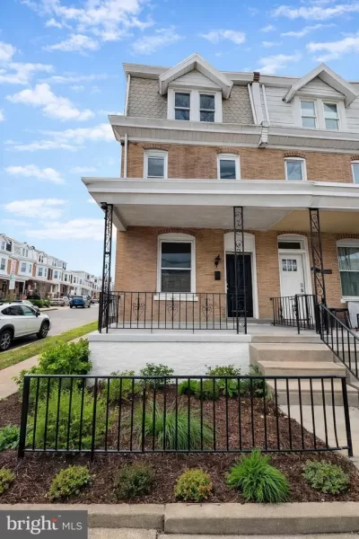 5BR Townhouse for Rent in Philadelphia, PA