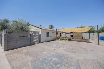2BR House for Rent in Phoenix, AZ